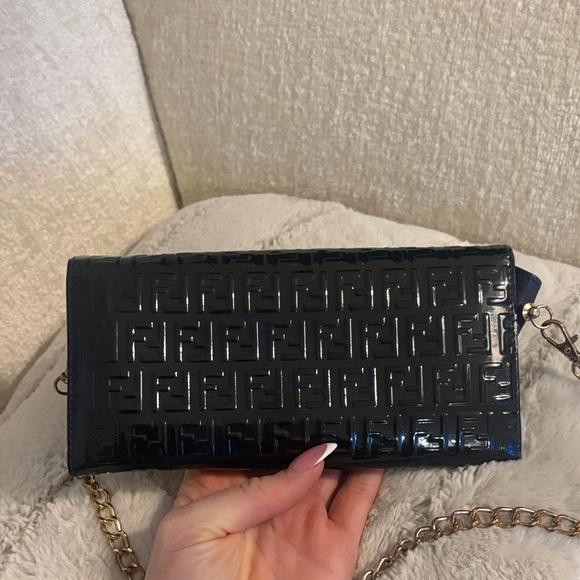 Fendi Embossed Chain Wallet - Picture 9 of 11